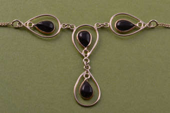 Silver Modern Necklace  |  |