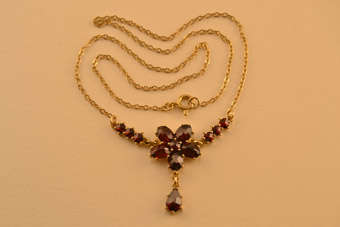 Modern Necklace |  |