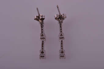 Silver Stud Earrings |  |