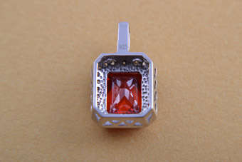 Silver Modern Pendant |  |