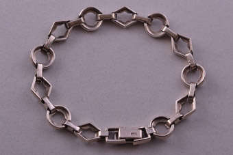 Silver Modern Bracelet |  |