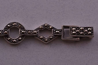 Silver Modern Bracelet |  |