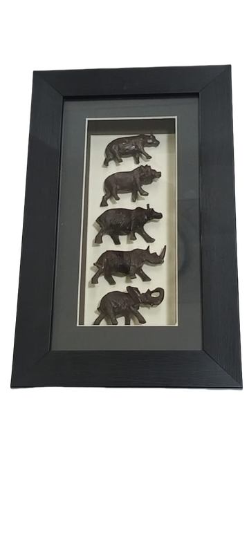 Wall frame with Big 5 animals