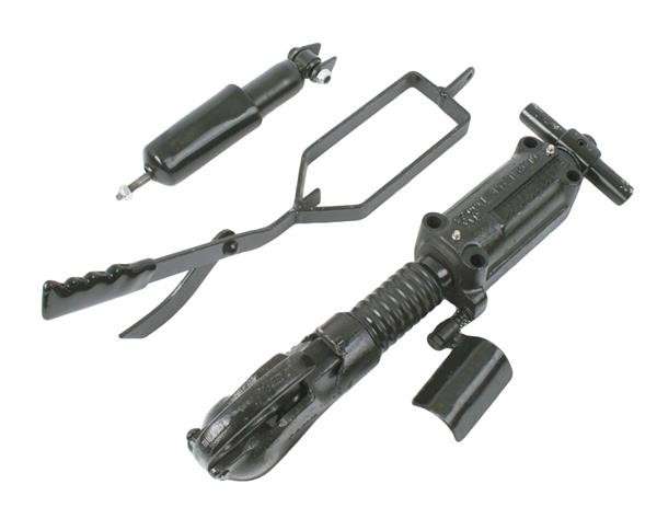 Trailer Coupler with Brake and Damper