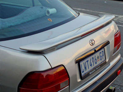 Toyota E10 up to 2000model Bootspoiler with Brakelight