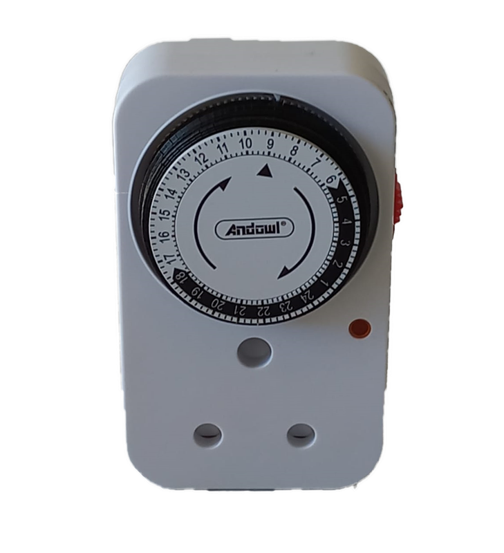 CL0555  Electrical - Andowl  Plug in Programmable Timer 220/240 Volts  16 Amps