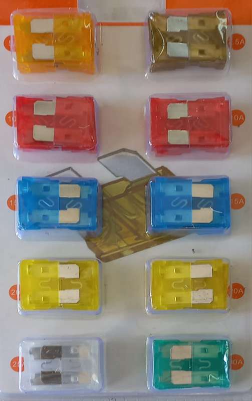 SJ010 Protection - Auto Blade Fuses. Assorted range. 5Amps to 30Amps. 30pcs