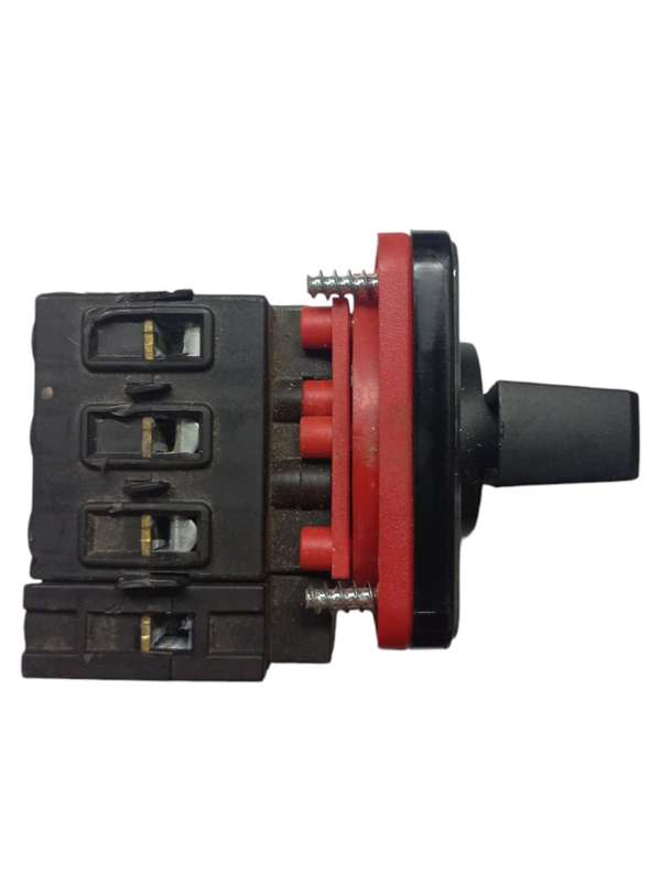 SJ075 - MENZ  DC 3PST  2 Position 90 Degees Changeover On - Off switch 20Amp  400 Volt Knob. NEW