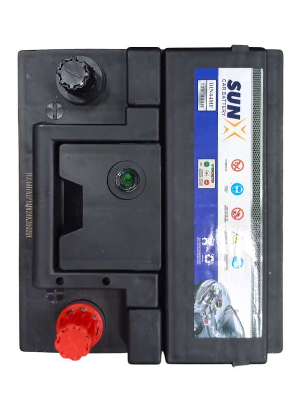 FB0250  SunX 618/9 - Auto Battery 12 Volt 36 AH with OLD Battery. Plus R220 without OLD Battery.