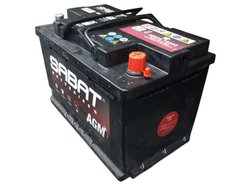 BB026 Sabat  652 - AGM Battery. 12 Volt 70Ah with OLD Battery. Plus R290 without OLD battery.