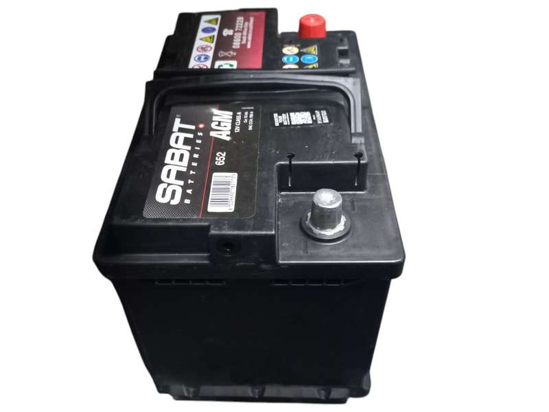 BB026 Sabat  652 - AGM Battery. 12 Volt 70Ah with OLD Battery. Plus R290 without OLD battery.