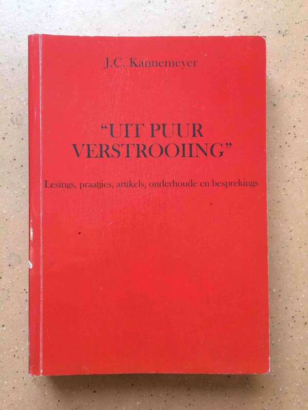 "Uit Puur Verstrooiing"