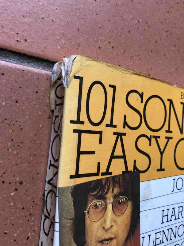 101 Songs for Easy Guitar
