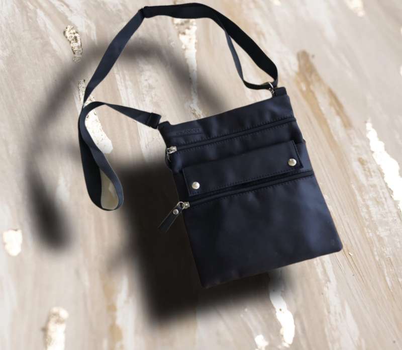 DAY TRIP CROSS BODY BAG