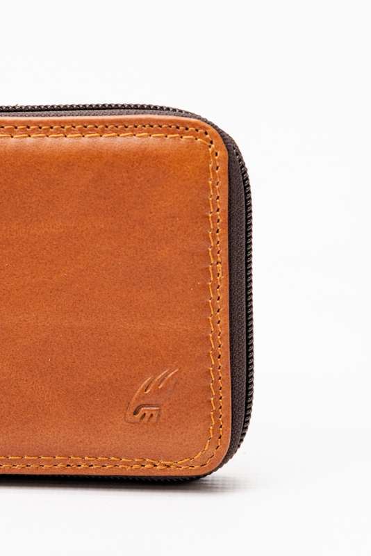 Camel Mountain Genuine Leather Zip Around Tri-Fold Wallet Tan