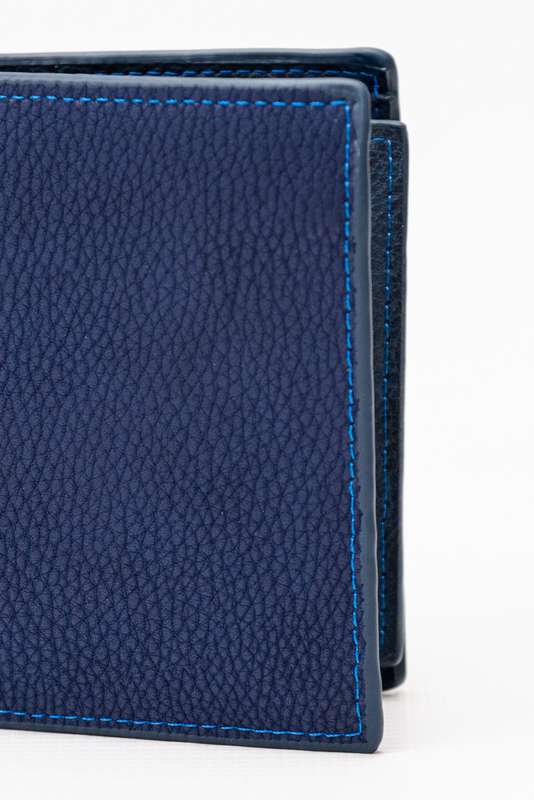 Camel Mountain Leather Bi-Fold Wallet Navy
