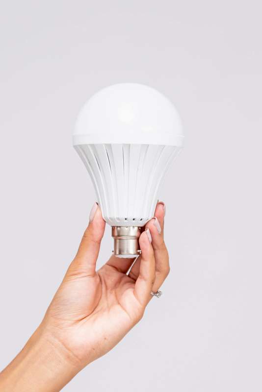 Rechargeable Loadshedding LED Light Bulb 12w Pin Type B22