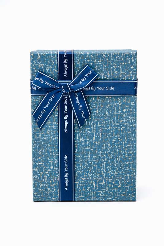 Senza 3 Piece Empty Gift Box With Lid & Ribbon
