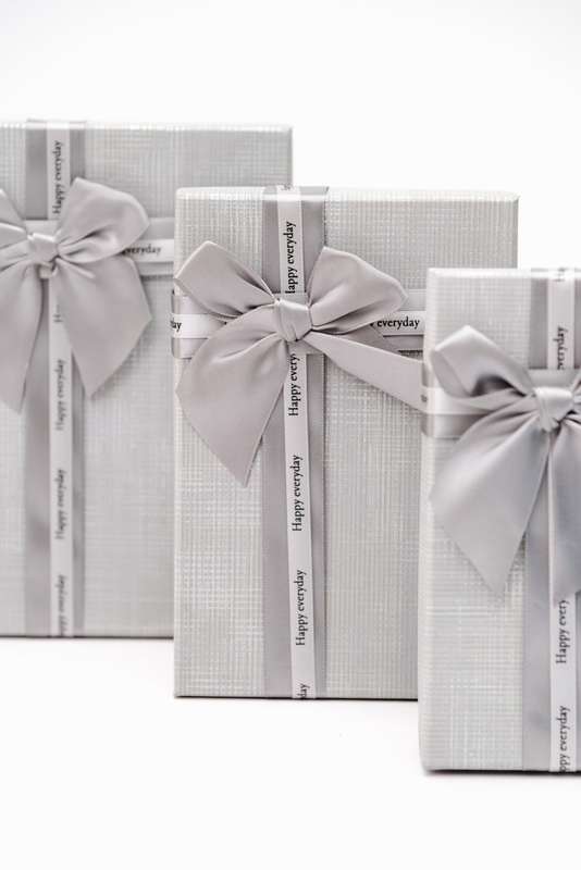 Senza 3 Piece Empty Gift Box With Lid & Ribbon