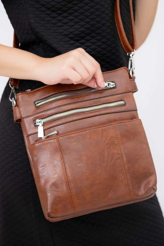 Sotto Crossbody Leather Sling Shoulder Bag With Multiple Pockets