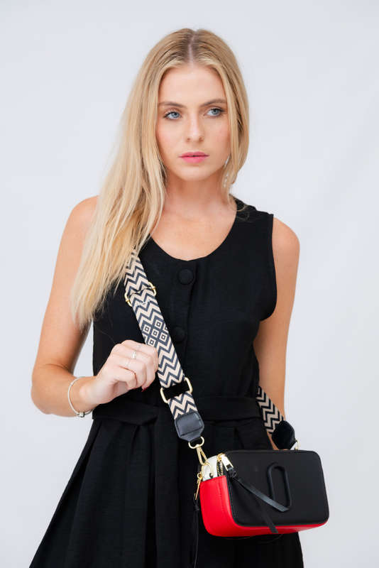 Snapshot Crossbody Sling Clutch Bag With Thick Strap