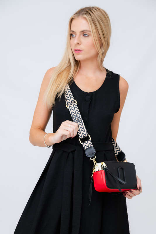 Snapshot Crossbody Sling Clutch Bag With Thick Strap