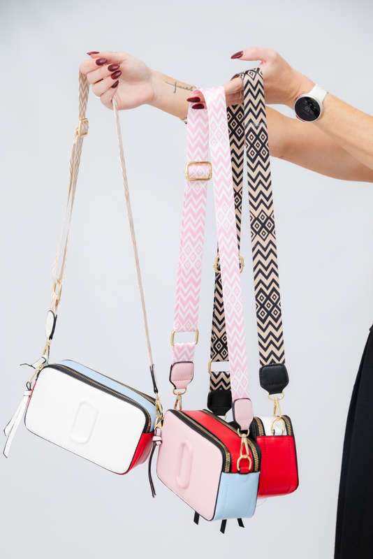 Snapshot Crossbody Sling Clutch Bag With Thick Strap