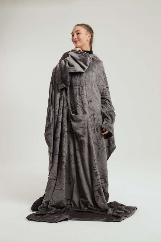 Wearable Fleece Throw Blanket with Sleeves and Foot Pockets