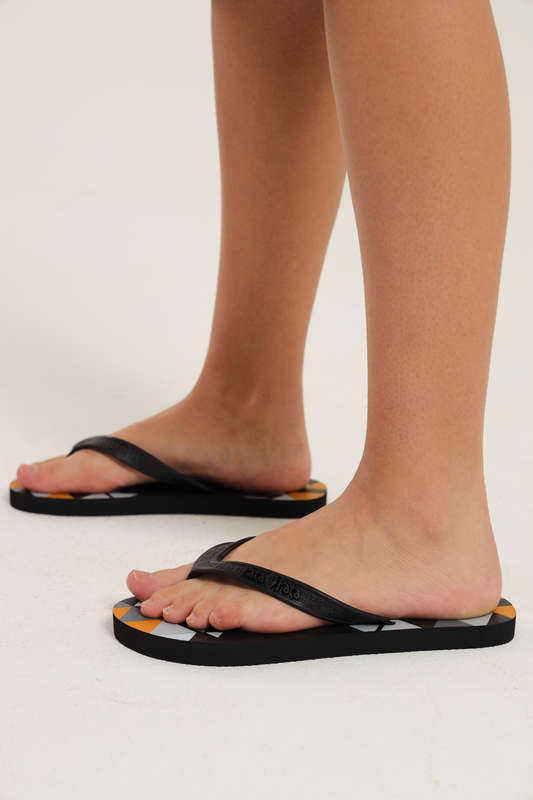 Pata Pata Unisex Flip Flop Sandals