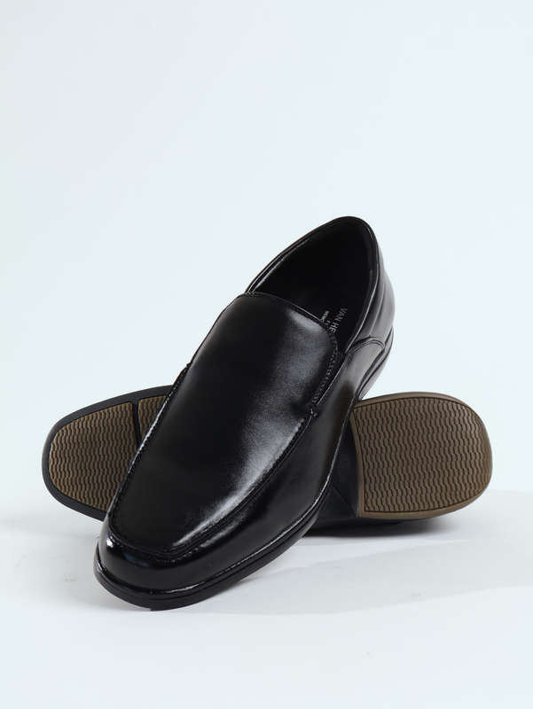 Van Heusen Men's Memory Foam Casual Formal Slip-On Black Shoes