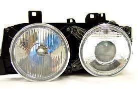 E30 Headlamp - Right - Plastic Bumper (smiley)
