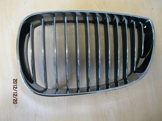 E87 Kidney Grill Lhs (chrome) 2004-2008