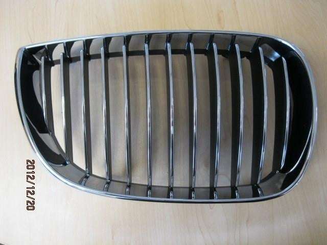 E87 Kidney Grill Rhs (chrome) 2004-2008
