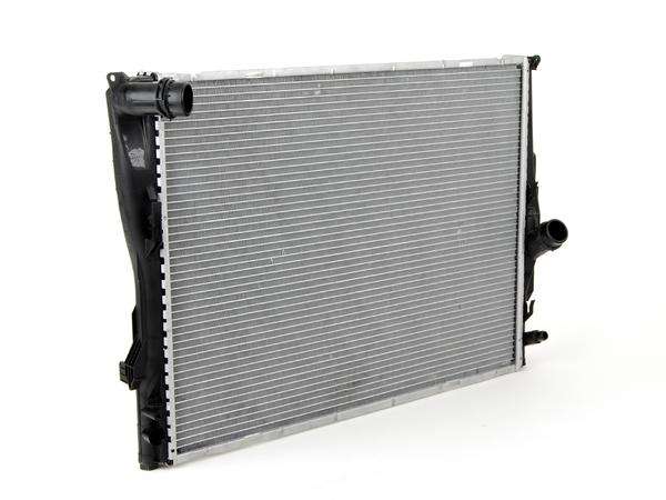 E90 Radiator 320i/325i/330i Auto 2005-2012 (n52 Engine)