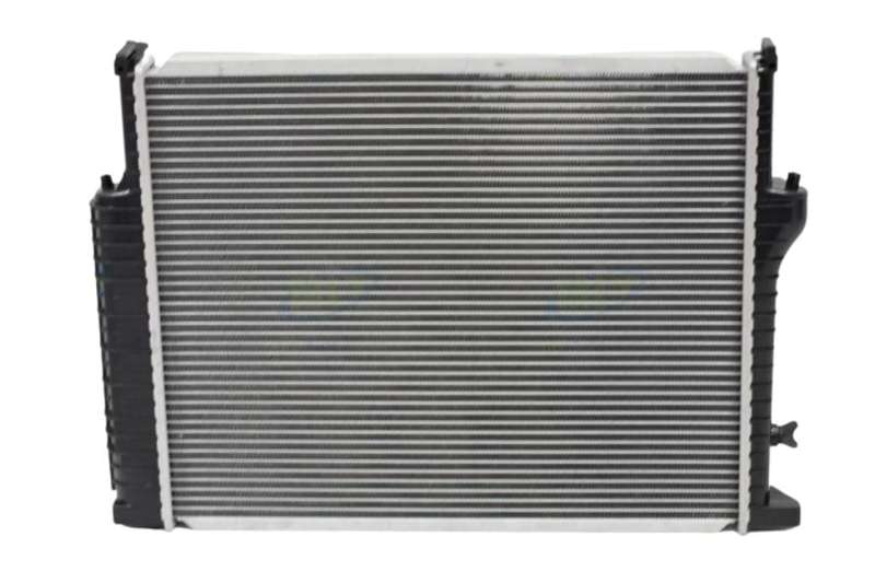 E30 / E36 Radiator 6cylinder (m20 Engine) - Manual - Petrol Engine