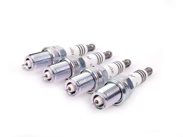 323/midge/sting Set Of 4 Ngk Plugs 130/160 Carb Models