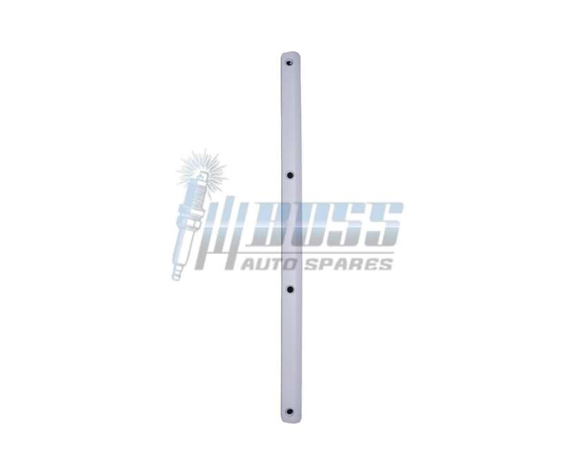 W203 Rear Centre Bumper Strip +pdc 2000-2006
