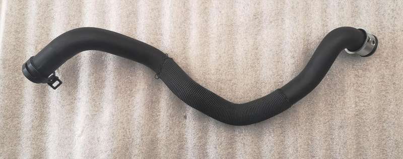 W204 Water Hose 180k/200k/350 Radiator To Tank, 07-13