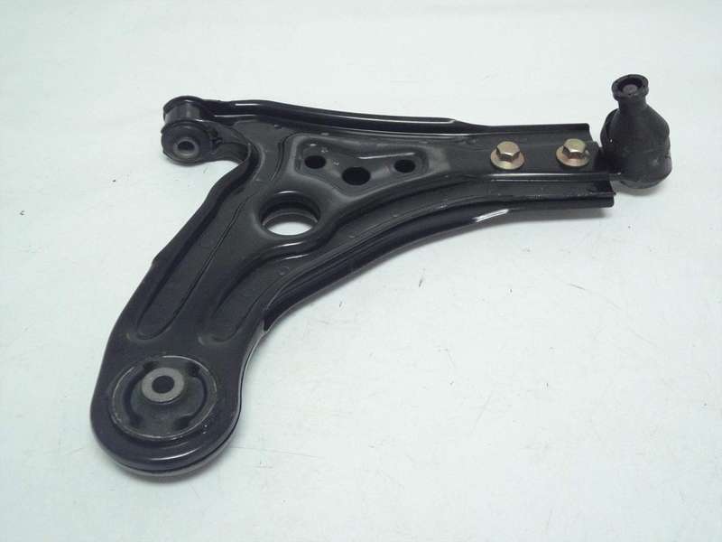 Chev Aveo Suspension Control Arm,+ball Joint, Lower Rh S3 04-06 >aveo Mk2 >aveo Mk3