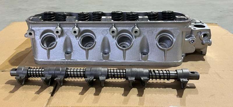Toyota Hilux / Quantum 4y Complete Cylinder Head