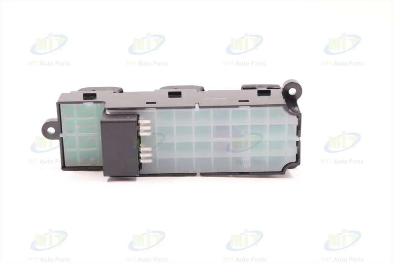 Suzuki Celerio Window Switch, Front Rh Complete, 15-22 >ertiga Mk1 >swift Mk2
