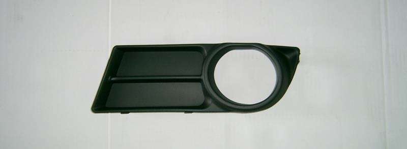 Corolla Verso (zze12_) Front Left Bumper Grill With Fog Hole   2005-2009