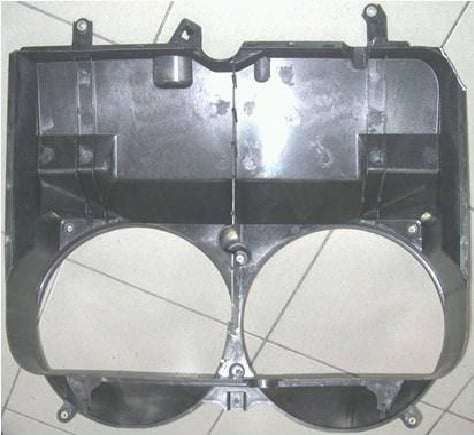 Toyota Quantum Fan Shroud 2.7/2.5 05-