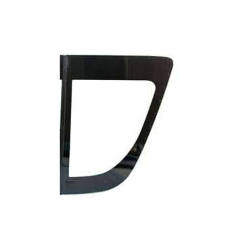 Toyota Quantum 2.5 / 2.7 Side Window Right  (not Tinted) Collection Only