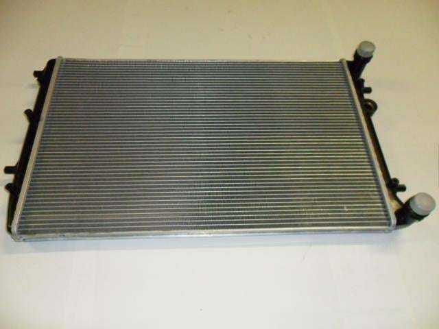 Polo 2 / Vivo Radiator 1.4/1.6+air Manual Transmission 2002-2009