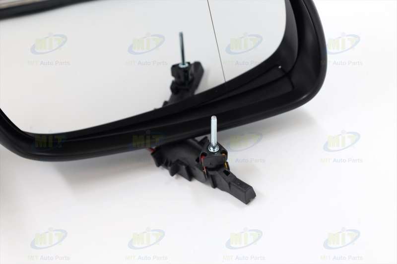 Jetta 4 Door Mirror,+wire Rh E-marked, B1 99-05 >golf Mk4