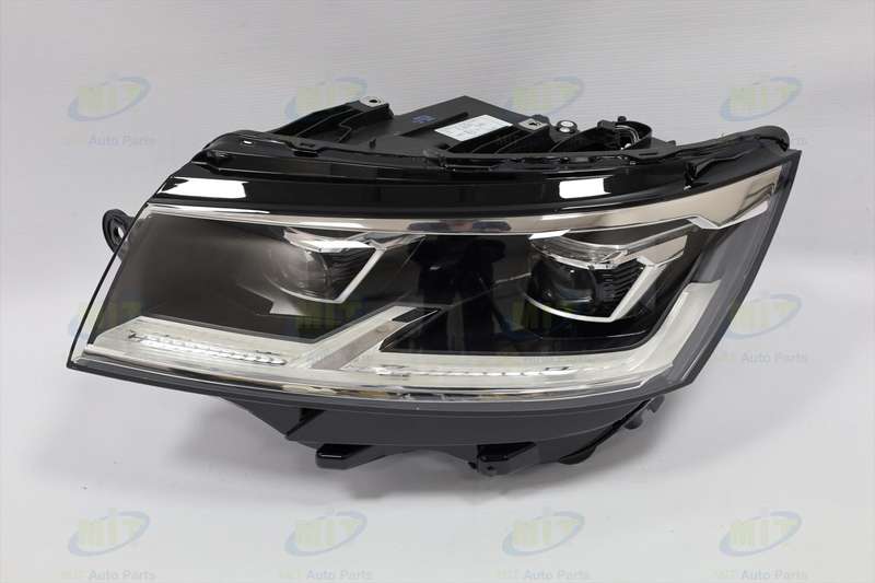 Vw Transporter/caravelle T6 Head Lamp,+motor, Led, Lh E-marked, Late Model, L1 20-22