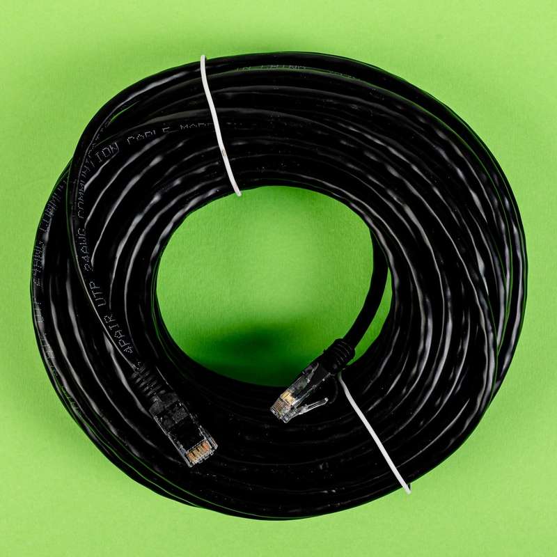Gizzu Cat6 UTP Fly Lead Ethernet Network Cable 20m &#x2013; Black