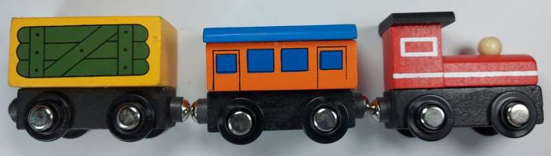 Wooden magnetic train set + wheels fits train set tracks