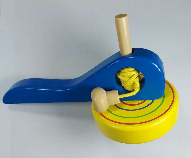Spinning top with Threading lace (large)